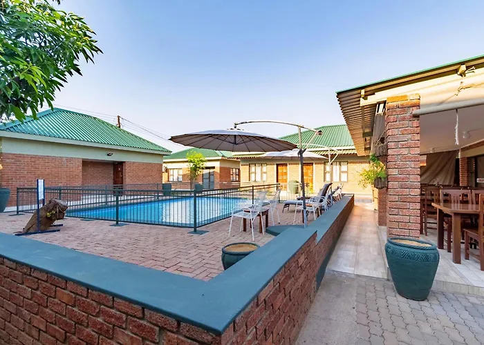 Victoria Falls Premier Lodge
